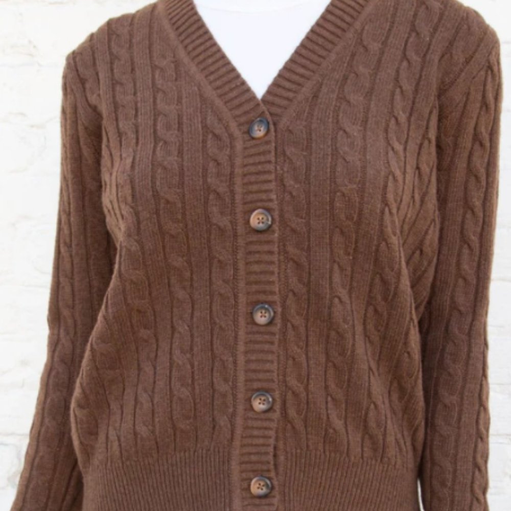 Brandy Melville Kennedy Sweater - Brown - Picture 2 of 4